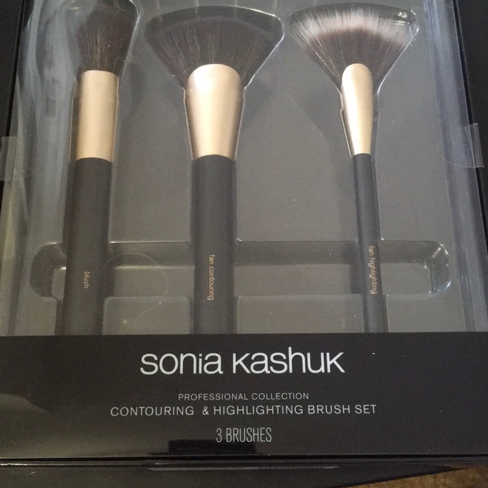 🌸🌸🌸Sonia kashuk brush set NWT